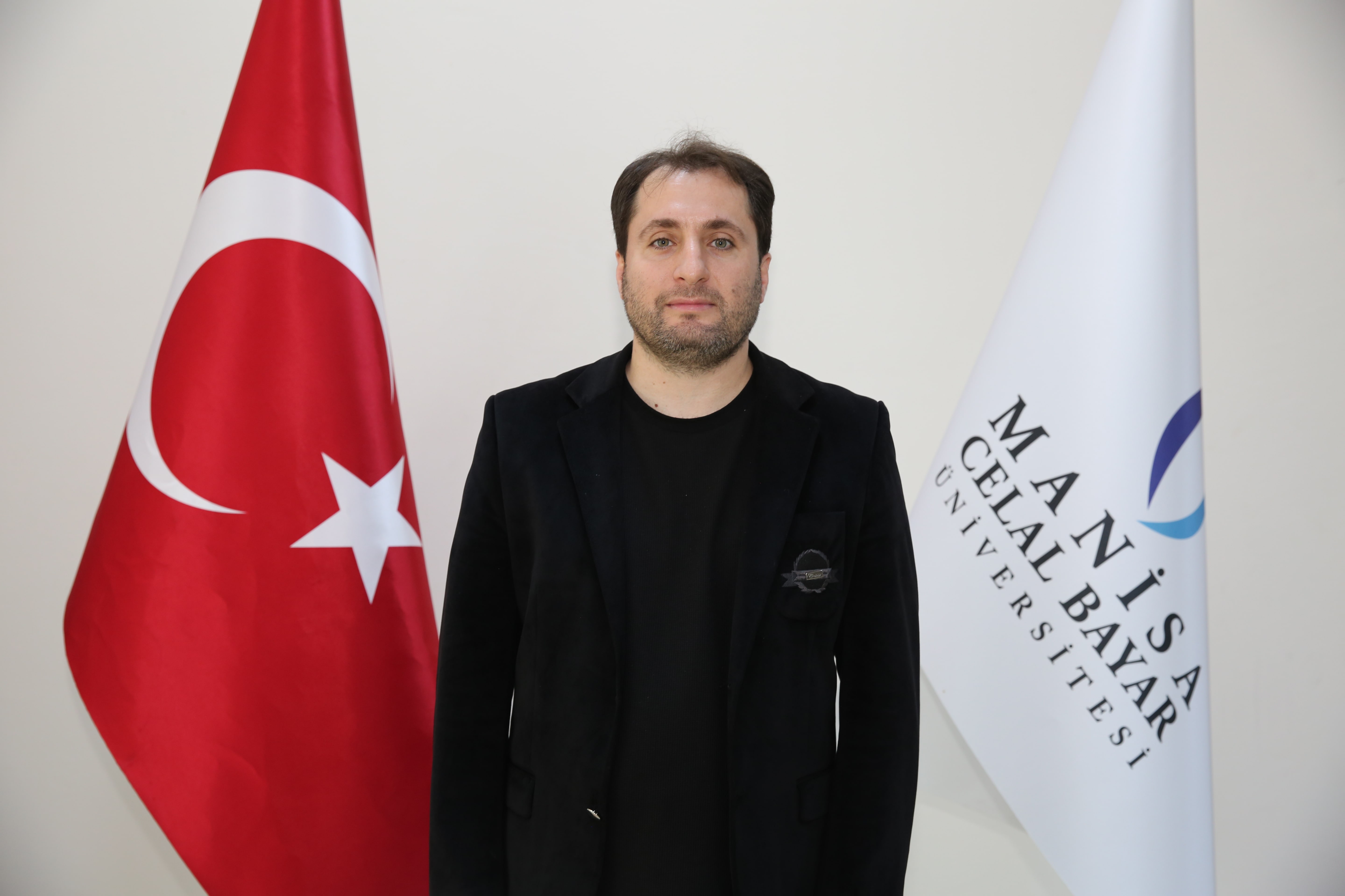 Öğretim Üyesi Resmi